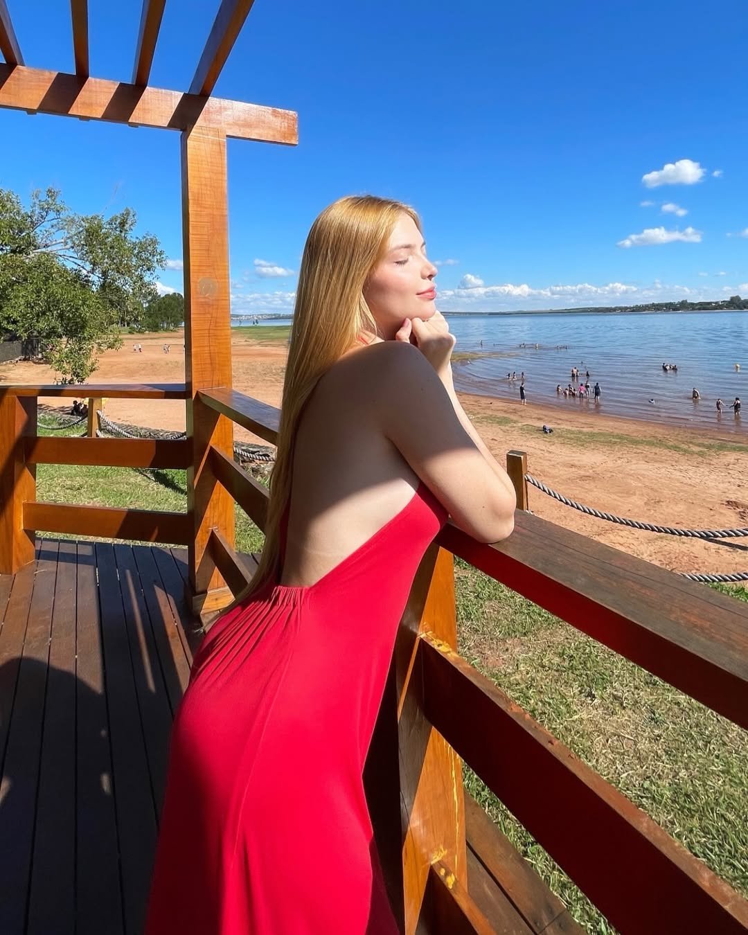 Caroline Private Gallery 3