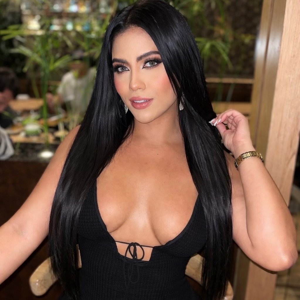 Marisabel, 26 — Crypto Portfolio Strategist