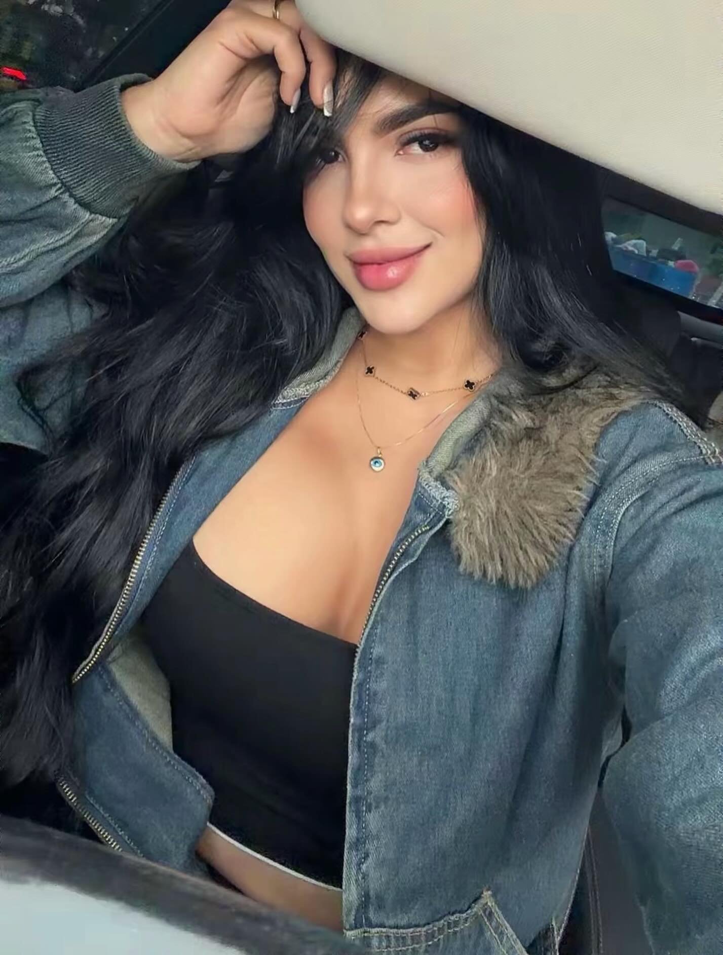 Yorley — second photo